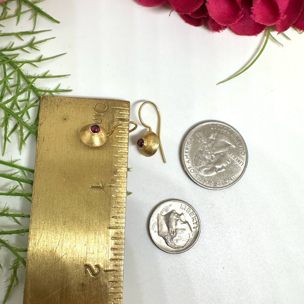⚜️Cabochon Brushed Gold Euro Hoop Earrings - Picture 9 of 9